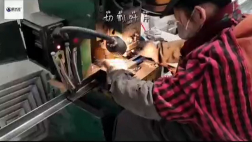 鋁合金出風(fēng)口、暗藏式檢修口的全套制作流程實(shí)拍